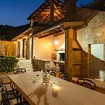 Villa Dia By Guide *