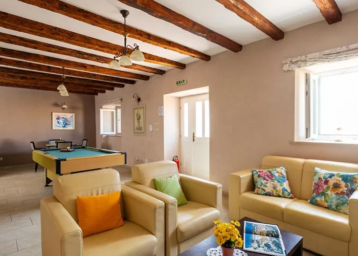 Dia By Guide Вилла